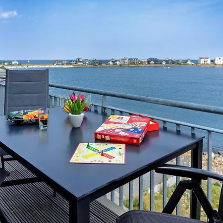 Fewo-kleine-auszeit-by-seeblick-ferien-oro-direkter-wasserblick-am-strand