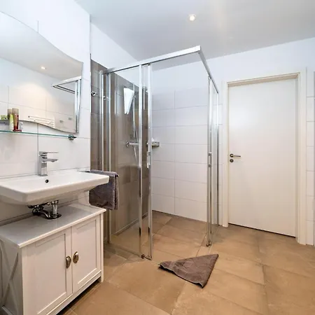 Apartmán Fewo-kleine-auszeit-by-seeblick-ferien-oro-direkter-wasserblick-am-strand *